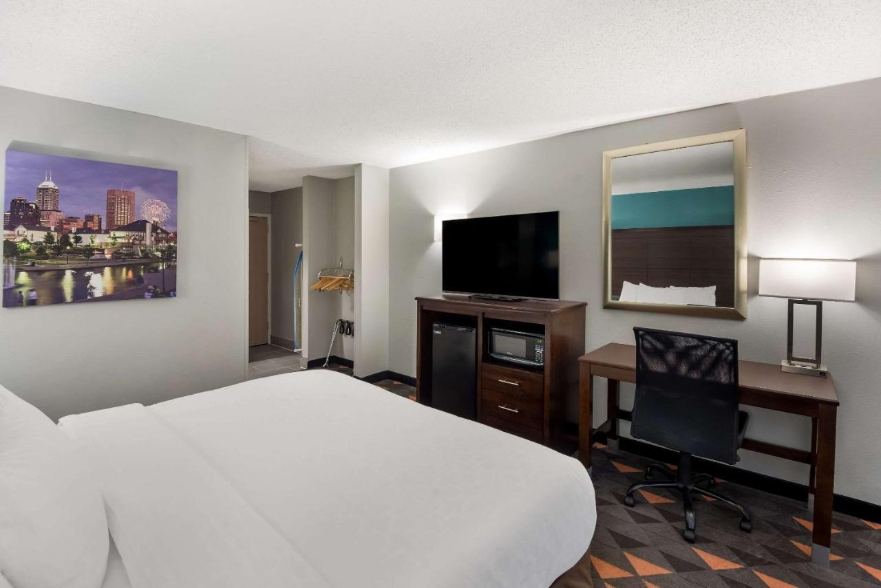 Clarion Pointe Indianapolis Northeast Hotel Castleton Ngoại thất bức ảnh