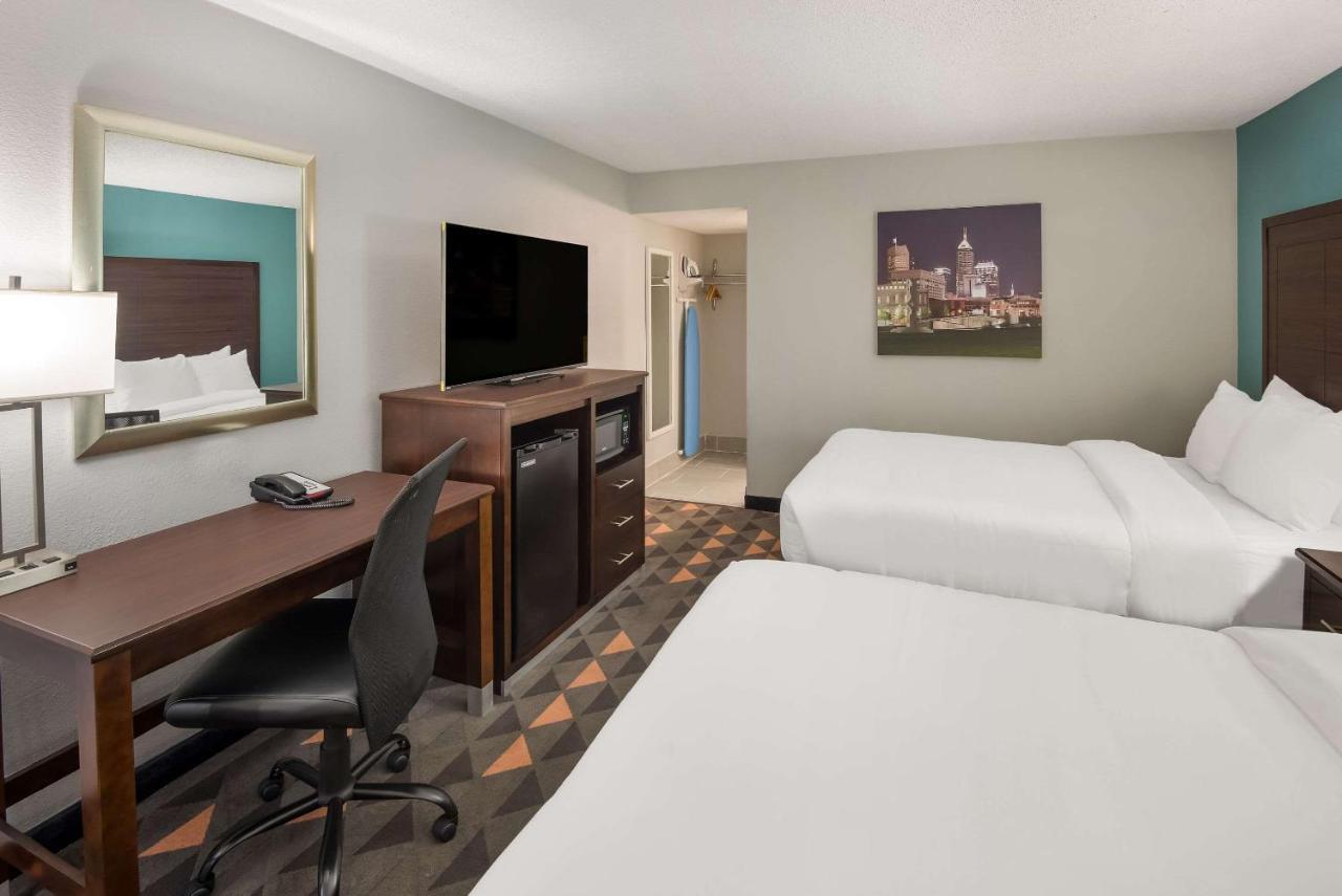 Clarion Pointe Indianapolis Northeast Hotel Castleton Ngoại thất bức ảnh
