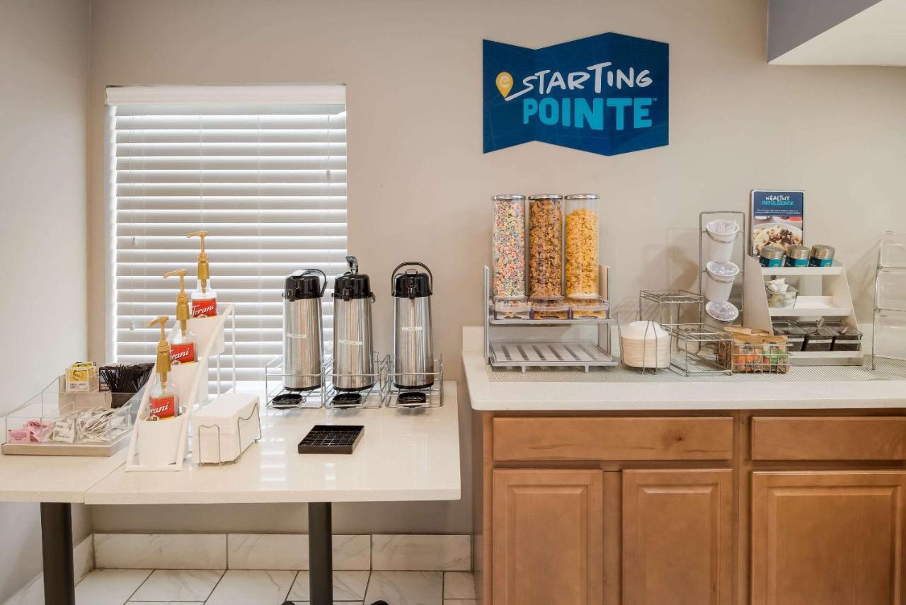 Clarion Pointe Indianapolis Northeast Hotel Castleton Ngoại thất bức ảnh
