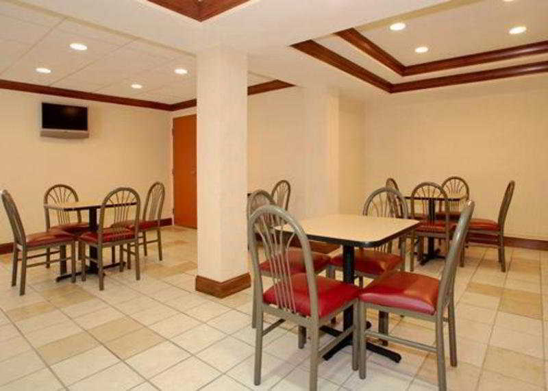 Clarion Pointe Indianapolis Northeast Hotel Castleton Ngoại thất bức ảnh