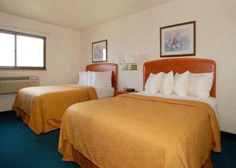 Clarion Pointe Indianapolis Northeast Hotel Castleton Ngoại thất bức ảnh