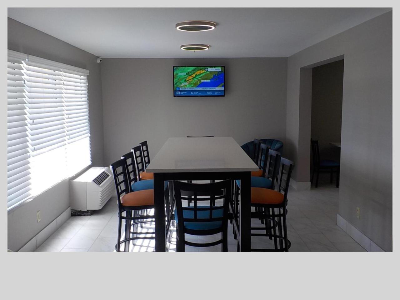 Clarion Pointe Indianapolis Northeast Hotel Castleton Ngoại thất bức ảnh