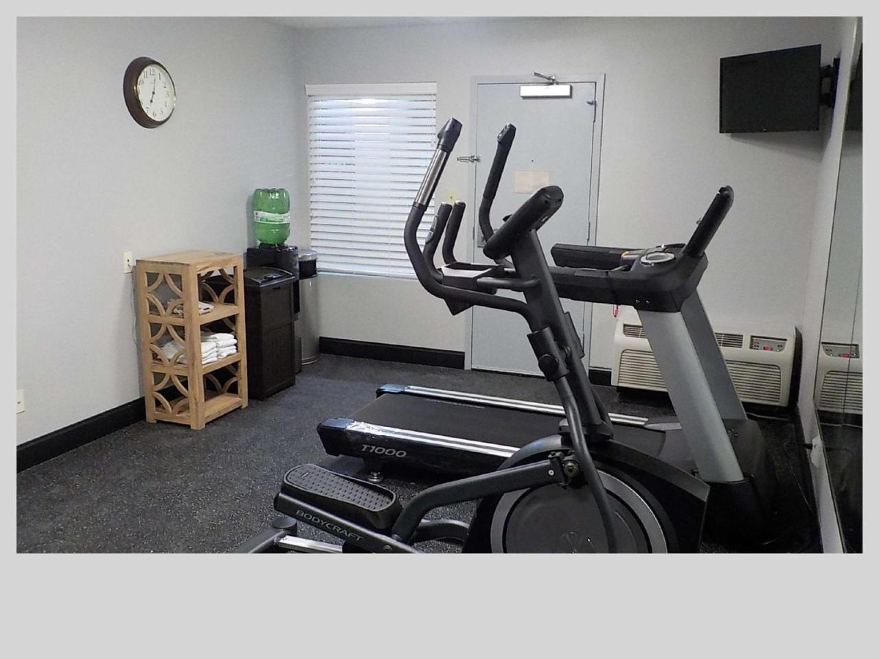 Clarion Pointe Indianapolis Northeast Hotel Castleton Ngoại thất bức ảnh